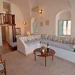 Hotel apartamentowy Aethrio Sunset Village - 4*