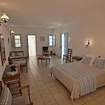 Aethrio Sunset Village - מלון דירות אויה