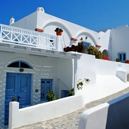 Aethrio Sunset Village - Oia (Santorini)