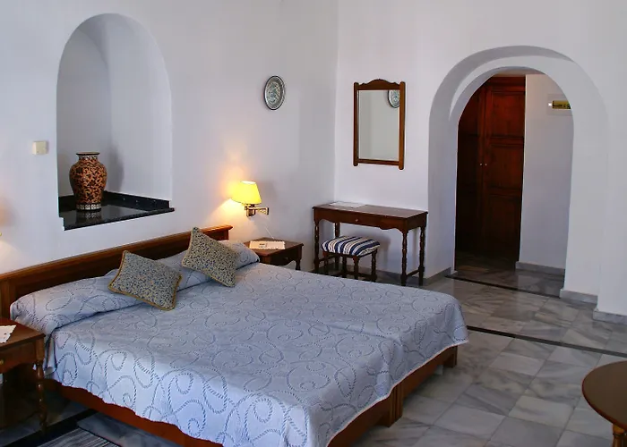 Aethrio Sunset Village - 4* Oia (Santorini)