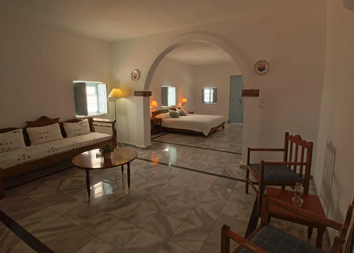 Aethrio Sunset Village - Oia (Santorini)